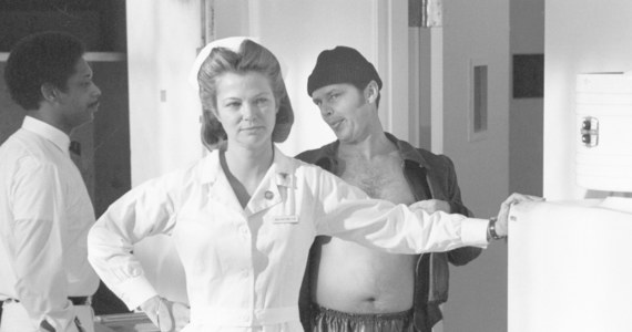 W wieku 88 lat zmarła aktorka Louise Fletcher, znana m.in. z roli pielęgniarki Ratched w słynnym filmie Milosa Formana "Lot nad kukułczym gniazdem" z 1975 roku. Artystka zmarła w swoim domu w Montdurausse, we Francji. 
