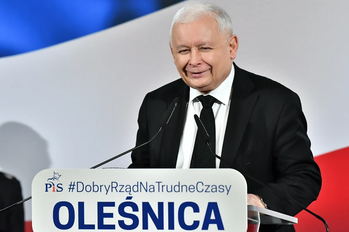 Jestem przekonany, że uczciwe wybory wygramy my. A jeśli my wygramy, to wygra Polska – powiedział prezes PiS Jarosław Kaczyński podczas spotkania z mieszkańcami Oleśnicy. Zapowiedział też, że rządząca koalicja przygotuje ustawę, która wprowadzi zmiany w sposobie liczenia głosów,