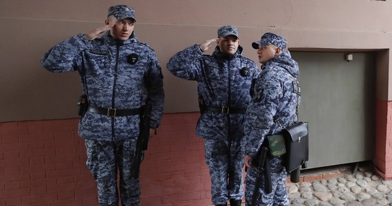 Rosja wprowadzi zakaz wyjazdu z kraju dla mężczyzn podlegających służbie wojskowej po zakończeniu pseudoreferendów na ukraińskich okupowanych terytoriach - napisał niezależny rosyjski portal Meduza, powołując się na źródła na Kremlu. 