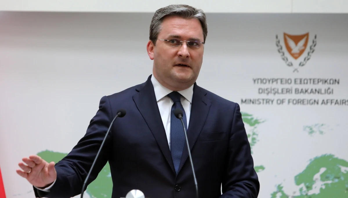 ​Serbia, zgodnie z normami prawa międzynarodowego, nie może zaakceptować wyników rosyjskich referendów w Ukrainie - oświadczył minister spraw zagranicznych Serbii Nikola Selaković.