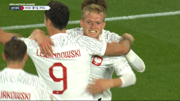 Gol Karola Świderskiego na 1-0 dla Polski w wyjazdowym meczu z Walią w ramach Ligi Narodów UEFA.