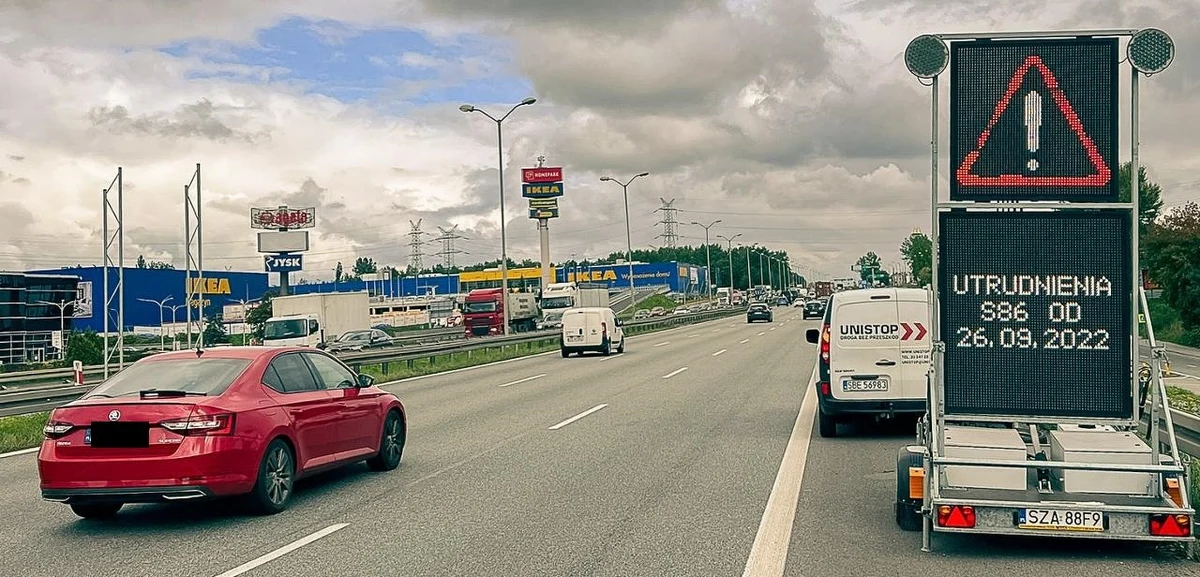Rosną korki na trasie numer 86 między Sosnowcem i Katowicami (woj. śląskie). Powodem remont i zwężenie drogi na tym odcinku.