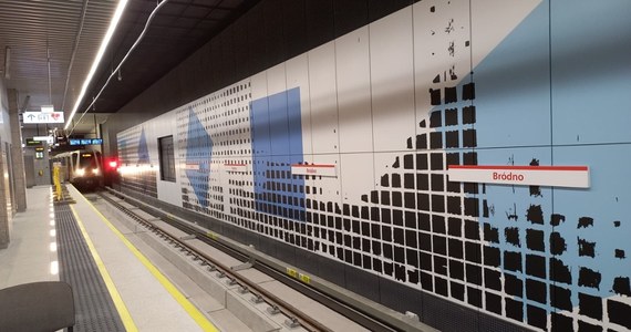 Pozytywnie zakończyły się kontrole na nowych stacjach II linii warszawskiego metra. Oficjalne decyzje mają zostać wydane do jutra, a to oznacza, że stacje Bródno, Zacisze i Kondratowicza zostaną otwarte najpóźniej w środę.

