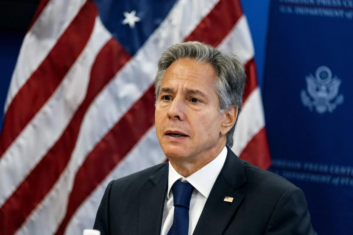 Doradca ds. bezpieczeństwa narodowego USA Jake Sullivan i szef amerykańskiej dyplomacji Antony Blinken ostrzegli Rosję, że użycie broni jądrowej będzie oznaczało dla niej katastrofalne konsekwencje. Takie ostrzeżenia mieli wystosować wobec Moskwy także przedstawiciele innych państw NATO.