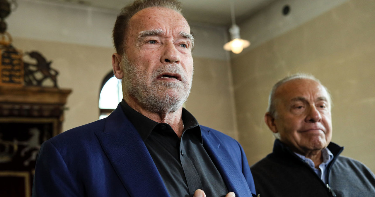 - Nikt nie zasługuje na to, by być ofiarą dyskryminacji i nienawiści - powiedział popularny aktor i były gubernator stanu Kalifornia Arnold Schwarzenegger, który w środę po południu odwiedził oświęcimskie Centrum Żydowskie. Wcześniej zwiedził były obóz Auschwitz.