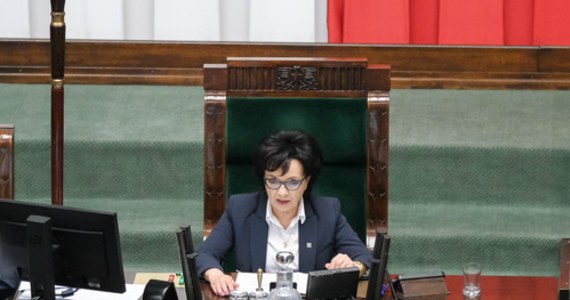 Maleją szanse Elżbiety Witek na zastąpienie Mateusza Morawieckiego w fotelu premiera - ustalili dziennikarze RMF FM. Po tym jak na posiedzeniu partyjnych władz padła kandydatura Witek, wielu innych polityków zaczęło przekonywać Jarosława Kaczyńskiego, że obecna marszałek Sejmu nie nadaje się na szefa rządu.