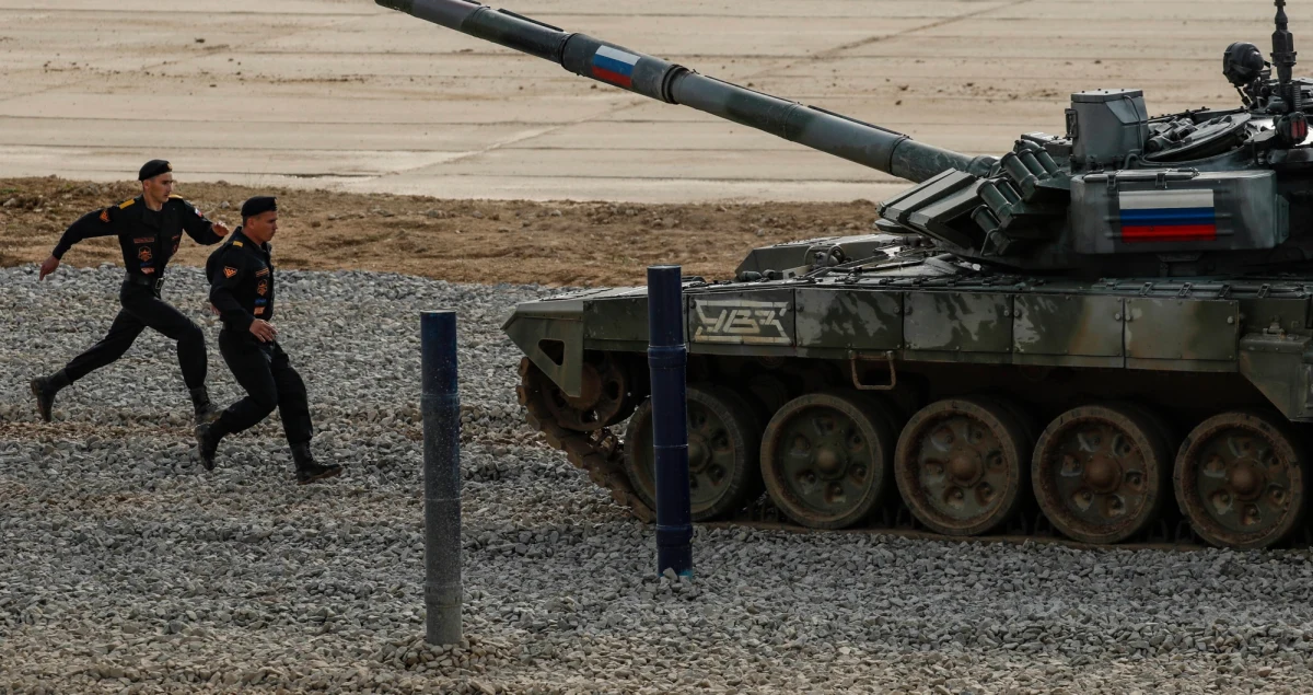 ​Rosja przerzuciła na Ukrainę 80 proc. wojsk, które stacjonowały w pobliżu granicy z Finlandią i krajami bałtyckimi - podaje "Foreign Policy", powołując się na przedstawicieli europejskich resortów obrony.