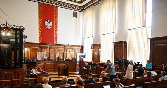 W czwartek w Sądzie Okręgowym w Gdańsku odbyła się siedemnasta rozprawa w sprawie zabójstwa prezydenta Gdańska Pawła Adamowicza. Oskarżony Stefan W. został doprowadzony z pobliskiego aresztu śledczego do największej sali sądu. 
