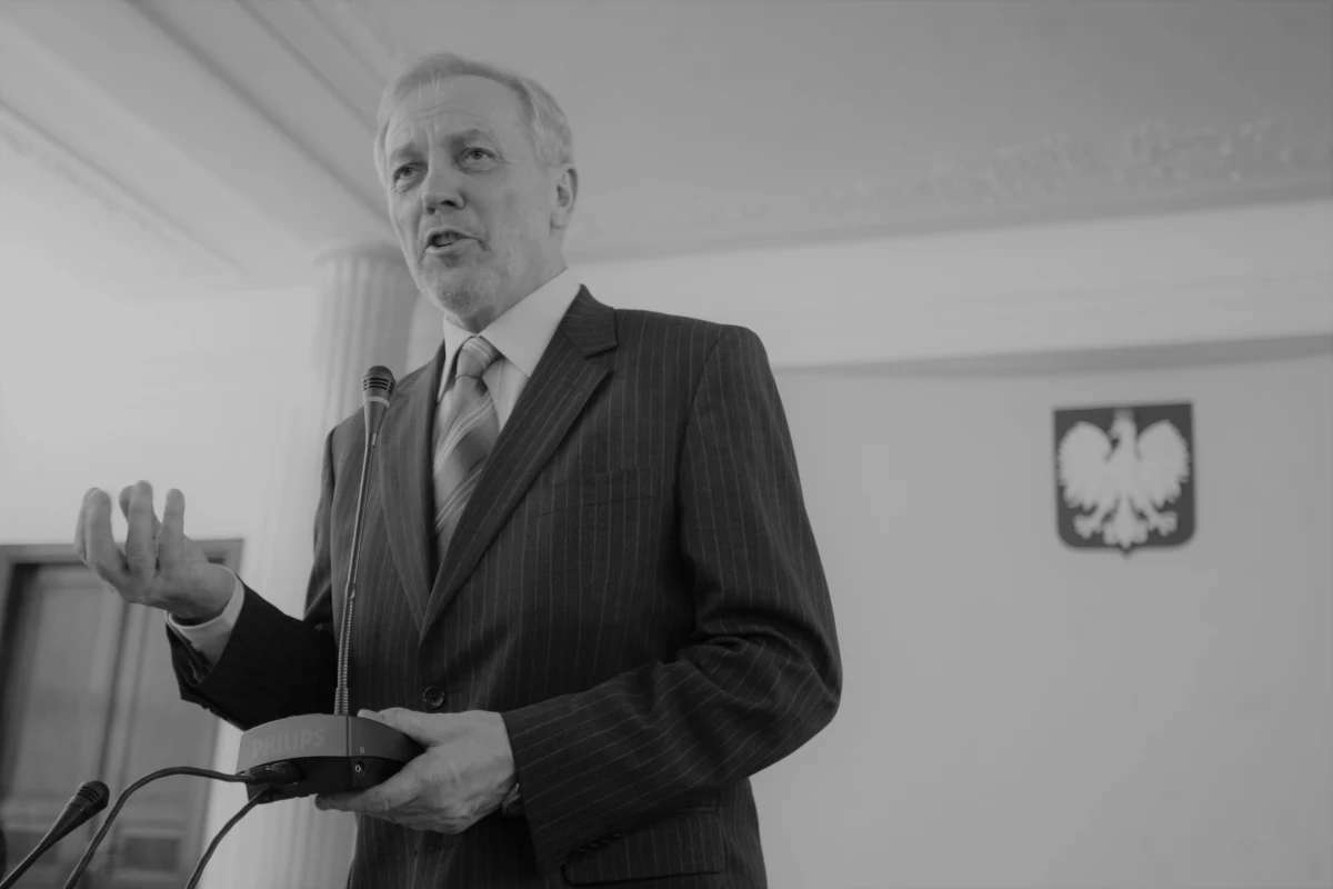 W czwartek zmarł Mieczysław Gil, działacz związkowy z Nowej Huty, opozycjonista prześladowany i więziony w okresie PRL, uczestnik obrad okrągłego stołu, były poseł i senator oraz przewodniczący Obywatelskiego Klubu Parlamentarnego. W 2017 r. został odznaczony Krzyżem Wolności i Solidarności.