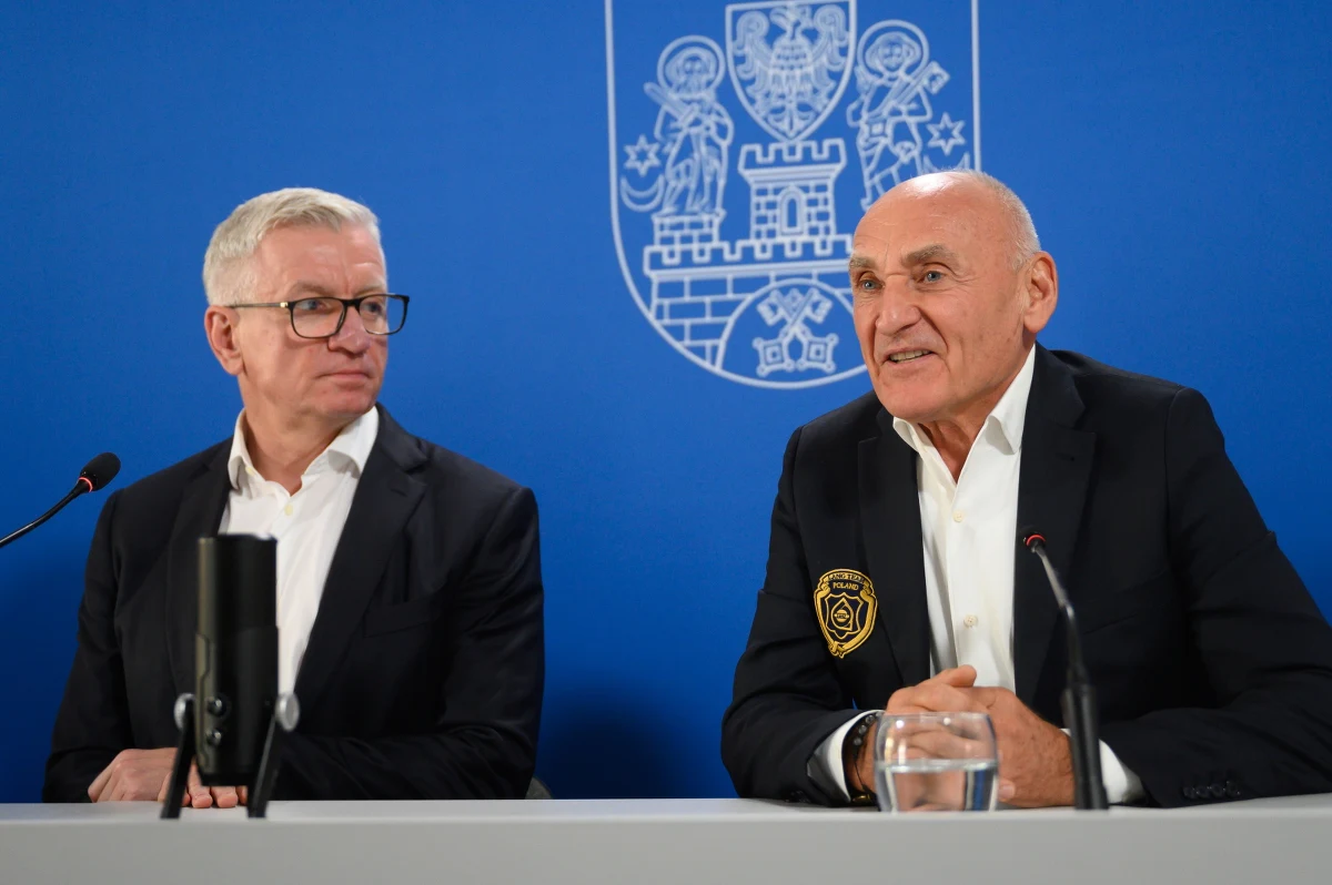 ​Przyszłoroczny Tour de Pologne rozpocznie się w Poznaniu - ogłosił dyrektor wyścigu Czesław Lang. Do stolicy Wielkopolski kolarze powrócą po 16-letniej przerwie.