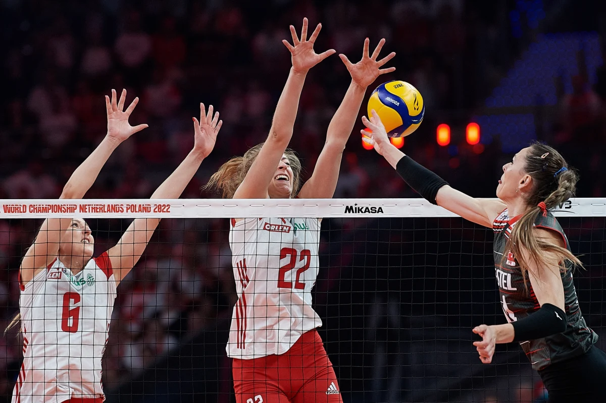 Polskie siatkarki przegrały w Gdańsku z Turcją 2:3 (25:22, 23:25, 22:25, 25:18, 11:15) w ostatnim meczu grupy B mistrzostw świata. To druga porażka w turnieju drużyny Stefana Lavariniego, która ma na koncie trzy wygrane.