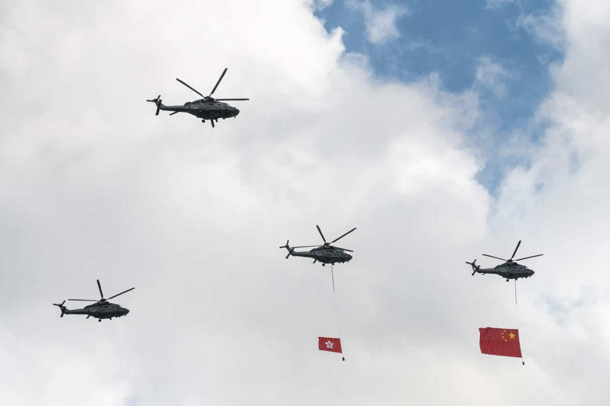 Ministrowie obrony USA, Japonii i Australii uzgodnili zacieśnienie współpracy w dziedzinie bezpieczeństwa - poinformowała japońska agencja prasowa Kyodo. Wiąże to z rosnącym zaniepokojeniem z powodu coraz bardziej ekspansywnej strategii morskiej Chin.