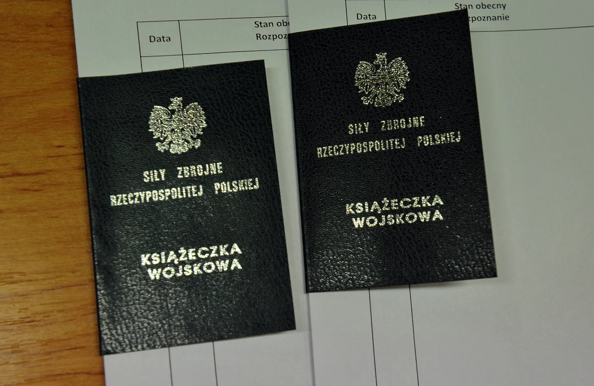 Większość Polaków jest przeciwna przywróceniu zawieszonego w 2010 r. poboru do wojska – wynika z sondażu IBRiS dla "Rzeczpospolitej". Resort obrony podkreśla, że nie ma takich planów. 