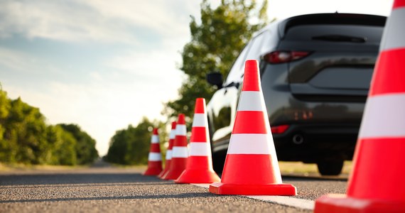 Trwa budowa węzła Grunwaldzka, na granicy Poznania i Plewisk. Od dzisiaj, 4 października zmienia się organizacja ruchu w tym rejonie. Między innymi ponownie udostępniony zostanie przejazd ul. Szarotkową i Piwoniową.