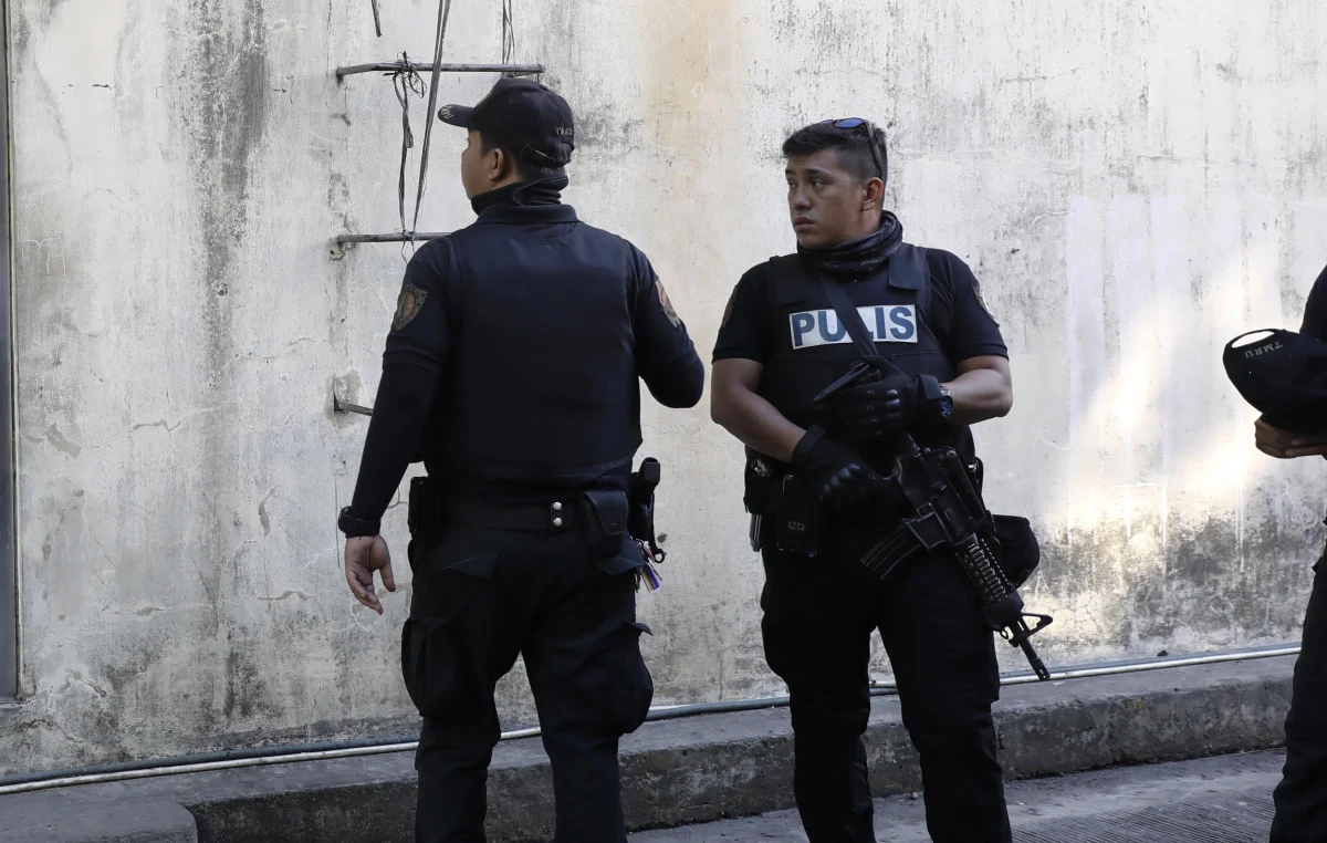 Filipiński dziennikarz radiowy Percival Mabasa został śmiertelnie postrzelony w Manili podczas jazdy samochodem - poinformowała lokalna policja. Organizacje ochrony praw obywatelskich i aktywiści uznali zabójstwo Mabasy za cios wymierzony w wolność prasy. 