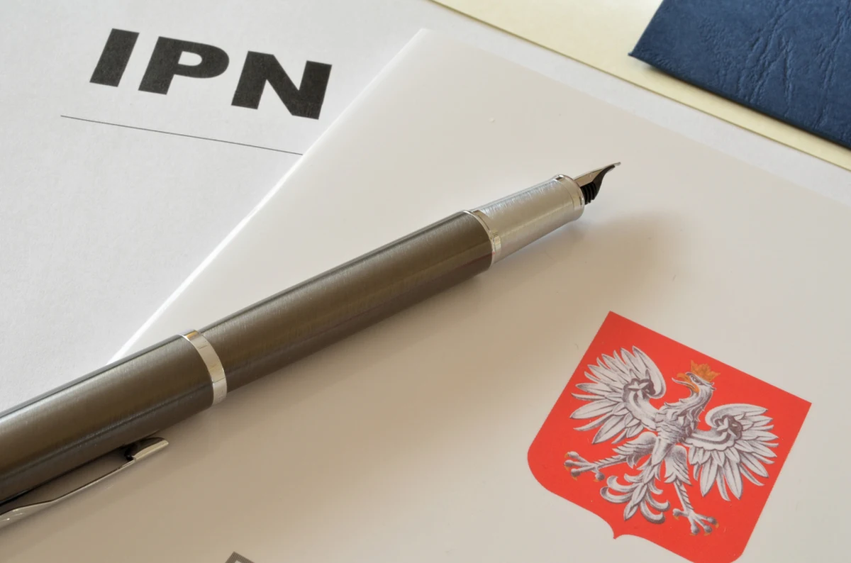 Oddziałowa Komisja Ścigania Zbrodni przeciwko Narodowi Polskiemu w Rzeszowie wydała postanowienie o zawieszeniu śledztwa ws. zbrodni komunistycznej popełnionej w 1947 r. przez funkcjonariuszy państwa komunistycznego podczas akcji "Wisła". Polegała ona na przymusowym wysiedlaniu obywateli polskich narodowości ukraińskiej z południowo-wschodnich terenów Polski.