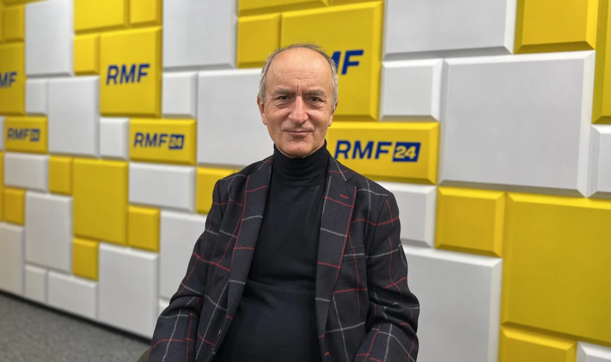 "Nie ma się co łudzić – ta dyskusja się na tym nie skończy. W sensie moralnym można znaleźć uzasadnienie dla tych roszczeń, natomiast żyjemy w świecie politycznym i moja obawa jest taka, że na końcu Polska ani nie będzie miała pieniędzy, ani nie będzie miała dobrych stosunków z największych swoim zachodnim sąsiadem" – powiedział w Popołudniowej rozmowie w RMF FM były ambasador RP w Niemczech i USA Janusz Reiter, oceniając żądanie przez Polskę reparacji wojennych od Niemiec. "Czyli będą z tego tylko polityczne straty i to w momencie, w którym potrzebni są nam sojusznicy i dobrzy partnerzy. Możemy ich krytykować, ale są nam potrzebni, bo mamy wojnę, jesteśmy w momencie, w którym decydują się losy Europy" – dodawał gość Pawła Balinowskiego.