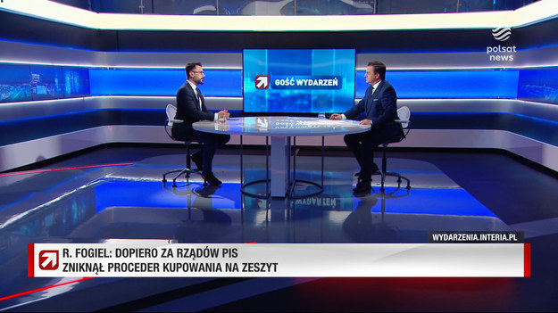 We wrześniu 2022 r. ceny towarów i usług konsumpcyjnych wg szybkiego szacunku wzrosły w porównaniu do września 2021 r. o 17,2 proc. , a w stosunku do sierpnia 2022 r. wzrosły o 1,6 proc. - powiadomił pod koniec września Główny Urząd Statystyczny.Do sprawy odniósł się w programie "Gość Wydarzeń" w Polsat News rzecznik PiS Radosław Fogiel. Według niego narracja, że za najwyższą inflację od lat odpowiada rząd PiS nie jest prawdziwa.- Z największą inflacją od lat mierzą się też inne kraje Europy, w Estonii przekroczyła już 20 proc., również w USA inflacja jest najwyższa od wielu lat - przypomniał w rozmowie z Bogdanem Rymanowskim.- Inflacja ma bezpośredni związek z wojną. Nie twierdzę, że jest prosta zależność, że im bliżej Ukrainy i Rosji, tym większa inflacja, ale widać, że kraje, które są bardzo zagrożone i bardzo zaangażowane mierzą się z wysoką inflacją - dodał.