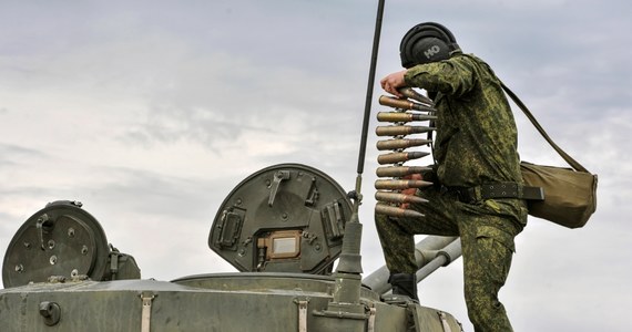 W rosyjskim sztabie generalnym narasta sprzeciw wobec prezydenta Władimira Putina; część wojskowych mówi już otwarcie, że wojna z Ukrainą jest przegrana, dlatego trzeba uratować przynajmniej część żołnierzy, a nawet całkowicie wycofać się z sąsiedniego kraju - oznajmił w środę ukraiński ekspert wojskowy Ołeh Żdanow.