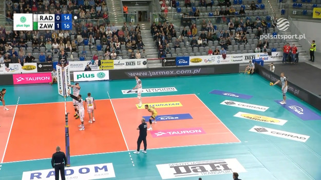 Skrót meczu 2. kolejki PlusLigi Cerrad Enea Czarni Radom – Aluron CMC Warta Zawiercie 0:3 (22:25, 18:25, 16:25).

