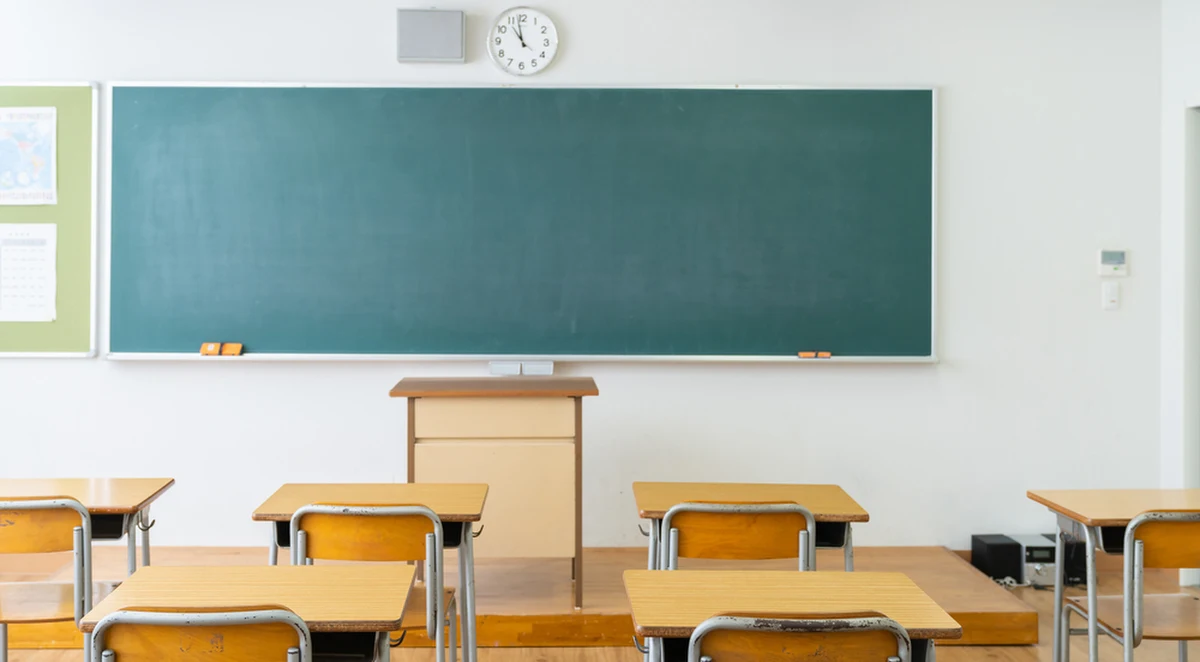 W jednej z poznańskich szkół podstawowych doszło do zatrucia salmonellą. Do szpitala trafiło czworo uczniów. Sanepid przeprowadził kontrolę, ale jej wyniki nie są jeszcze znane.