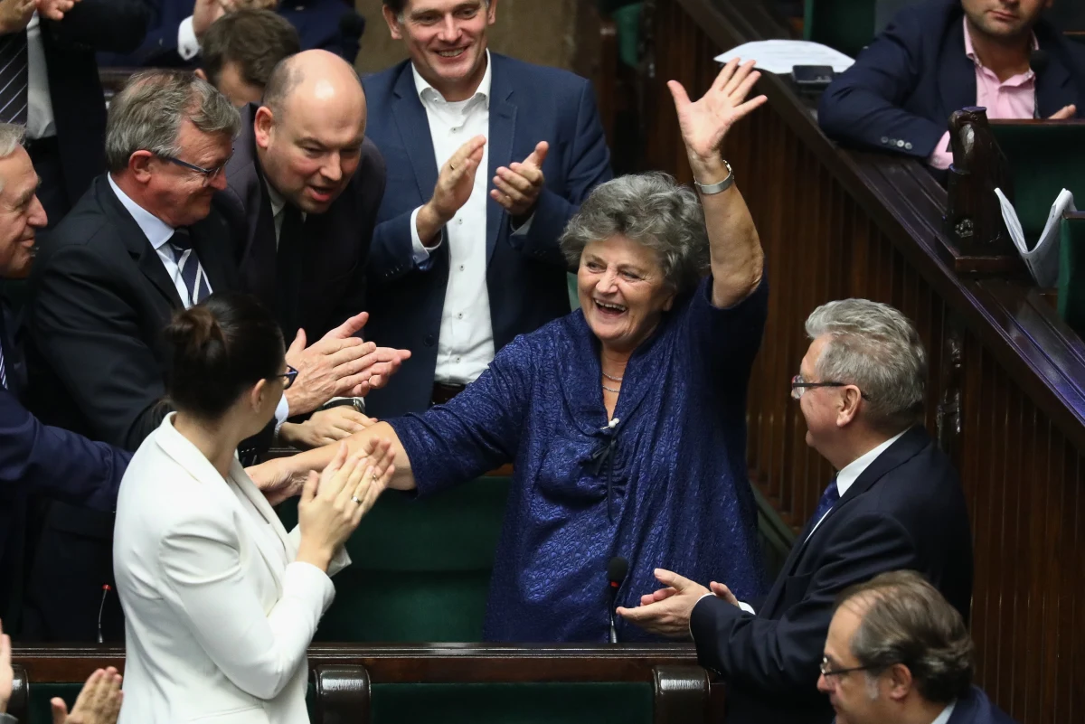 Sejm powołał w czwartek Gabrielę Masłowską i Iwonę Dudę do Rady Polityki Pieniężnej; obie kandydatki zgłoszone zostały przez PiS. Większości nie zdobyły dwie kandydatury zgłoszone przez Lewicę - Dariusza Standerskiego oraz Macieja Szlindera.