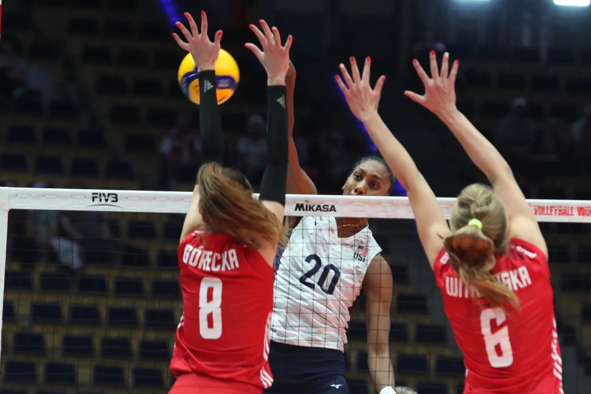 Mistrzostwa świata wkraczają w decydującą fazę. Po rozgrywkach grupowych, przyszła pora na mecze ćwierćfinałowe i półfinałowe. Emocji na pewno nie zabraknie! Wy możecie być ich świadkami, bo mamy dla was bilety.