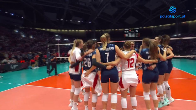 Polska: Stencel, Alagierska-Szczepaniak, Korneluk, Witkowska, Gałkowska, Górecka, Stysiak, Fedusio, Wołosz, Szlagowska, Wenerska, Różański
Libero: Stenzel, Szczygłowska
Trener: Stefano Lavarini

Kanada: Van Ryk, Savard, White, Gray, Mitrovic, Cross, King, Howe, Livingston, Robitaille, Maglio
Libero: Palermo
Trener: Shannon Winzer
