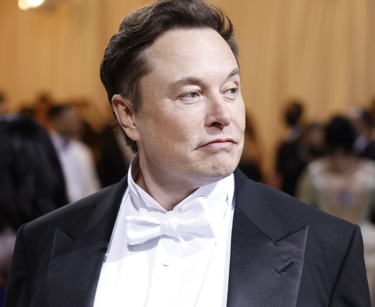 Miliarder Elon Musk znów zaskakuje. Posiadający w Chinach dużą fabrykę biznesmen zasugerował, że napięcia między Chinami a Tajwanem można rozwiązać, oddając Pekinowi część kontroli nad wyspą.