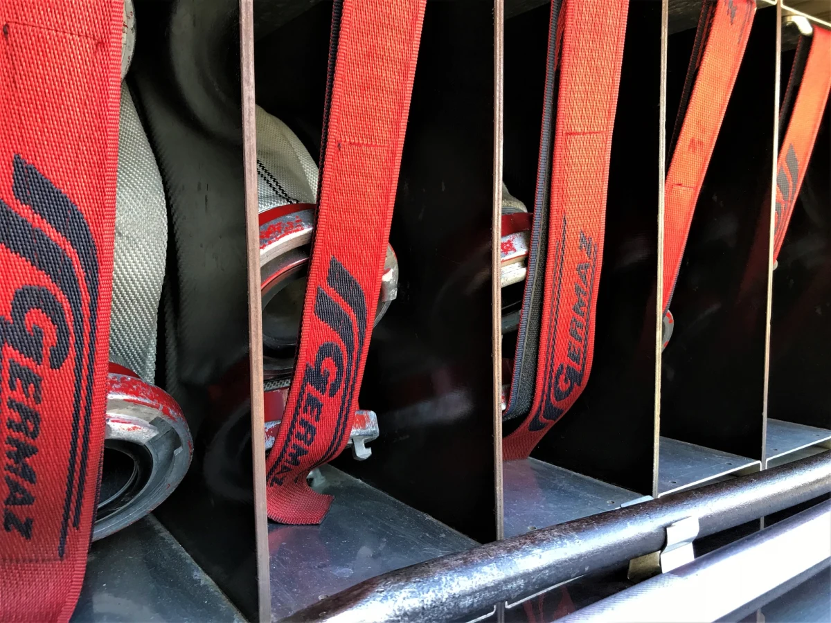 W zakładzie pogrzebowym w Rudzie Śląskiej (woj. śląskie) wybuchł pożar. Do zdarzenia doszło w nocy z soboty na niedzielę.