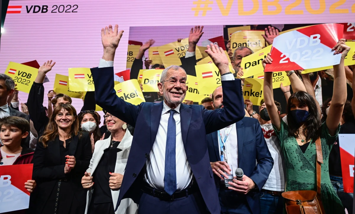 Wstępne oficjalne wyniki niedzielnych wyborów głowy państwa w Austrii potwierdzają zwycięstwo urzędującego prezydenta Alexandra Van der Bellena. Otrzymał on 54,6 proc. głosów, jednak wynik ten nie uwzględnia jeszcze głosów oddanych listownie.