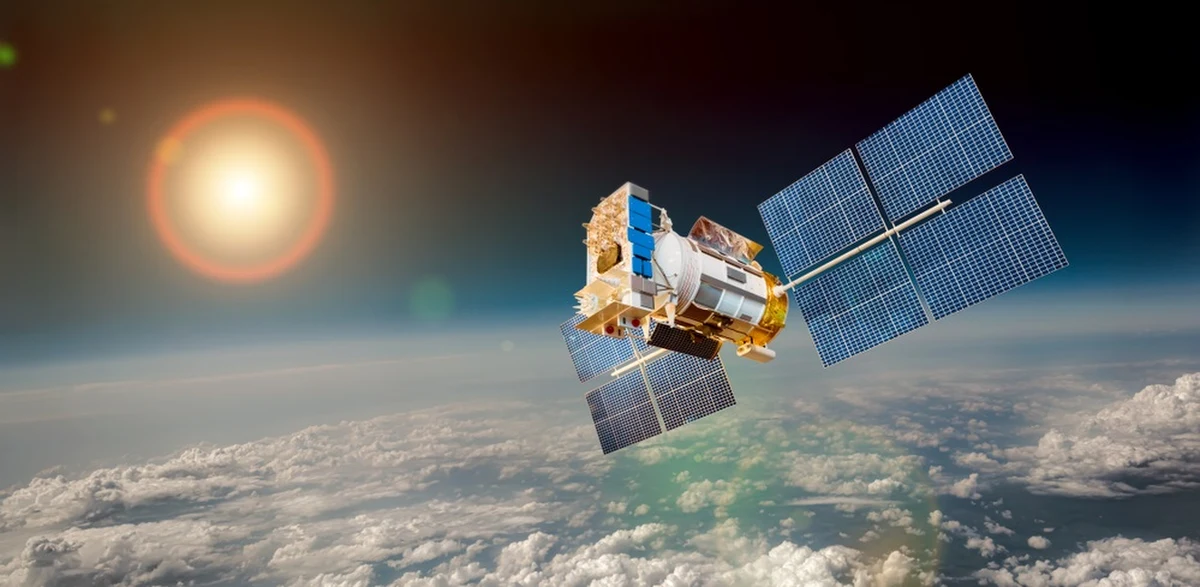 Deputowany Dumy Państwowej z Krymu Michaił Szeremet wezwał do "unieszkodliwienia" konstelacji satelitarnej NATO, która - jego zdaniem - pomaga wojskom ukraińskim prowadzić działania rozpoznawcze i koordynować ataki rakietowe na okupowane przez Rosję terytoria.