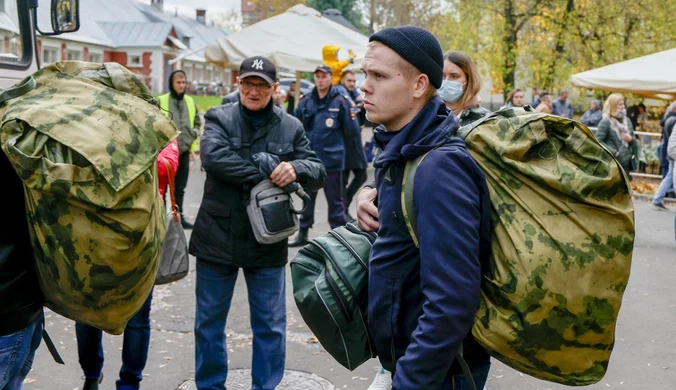 Rowerem przez Arktykę, łodzią do Korei. Rosjanie uciekają przed mobilizacją