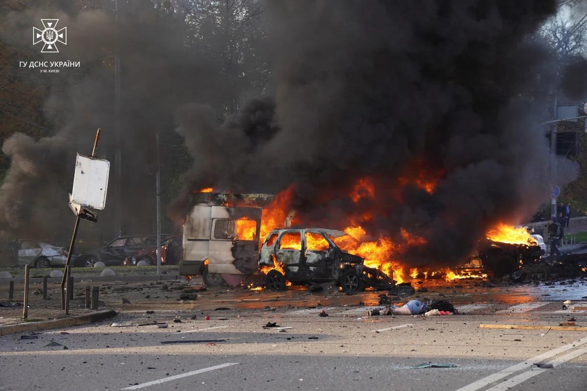 Ukraińskie Ministerstwo Energetyki poinformowało, że od 11 października, w związku z rosyjskimi atakami na obiekty infrastruktury energetycznej, wstrzymany zostanie eksport energii elektrycznej. Ukraina eksportowała energię m.in. do Polski.