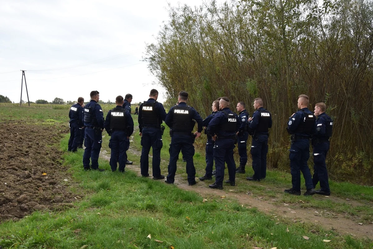 Sceny jak z filmu sensacyjnego rozegrały się w Dąbrowie Tarnowskiej w Małopolsce. Młody kierowca zabrał autostopowicza, który go pobił, a następnie porwał  – poinformowała policja. Porywacz został zatrzymany i trafił na trzy miesiące do aresztu.