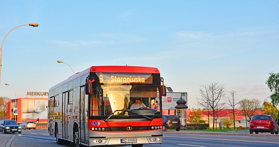 Nie będzie strajku kierowców MPK Rzeszów. "Mimo bardzo trudnej sytuacji, w jakiej jest samorząd i w jakiej znalazł się system transportowy oraz nasz przewoźnik MPK, udało się na ostatniej prostej osiągnąć porozumienie" - ogłosił we wtorek prezydent miasta Konrad Fijołek.