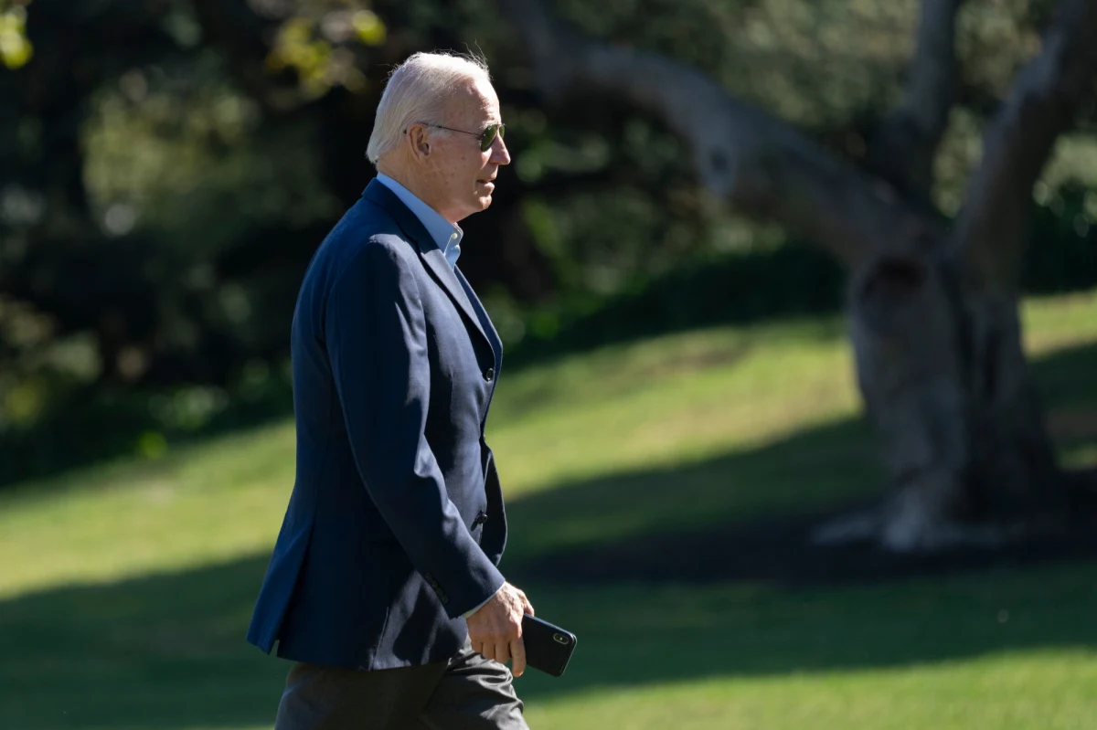 W świetle decyzji OPEC+ w sprawie ograniczenia wydobycia ropy naftowej prezydent USA Joe Biden uważa, że należy ponownie przemyśleć relacje z Arabią Saudyjską - powiedział rzecznik Rady Bezpieczeństwa Narodowego John Kirby we wtorek. Odniósł się w ten sposób do wezwań polityków Demokratów, by zaprzestać współpracy z monarchią.