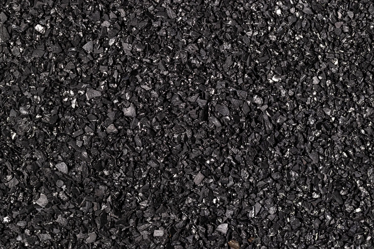 12,3 tys. złotych - to cena wywoławcza za 5 ton ekogroszku, którą oferuje Miejskie Przedsiębiorstwo Energetyki Cieplnej w Olsztynie. MPEC ponownie wystawia do sprzedaży odsiany węgiel z Kazachstanu. Wiadomo już, że to nie ostatnie takie licytacje.