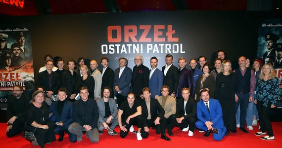 Film "Orzeł. Ostatni patrol" opowiada o załodze i o legendarnym polskim okręcie podwodnym, który w czasie II wojny światowej wsławił się bohaterskimi czynami w starciach z niemiecką flotą. To historia ostatniego patrolu jednostki. Losy załogi do dziś są nieznane. Scenariusz oparto zarówno na znanych już faktach, jak i na zupełnie nowych hipotezach o zaginięciu okrętu. Za reżyserię odpowiada Jacek Bławut, a w obsadzie są m.in Tomasz Ziętek, Antoni Pawlicki, Tomasz Schuchardt i Mateusz Kościukiewicz. 