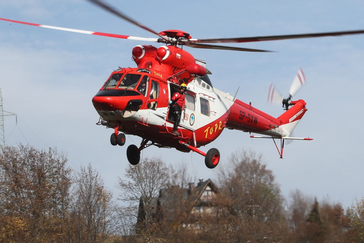 Trwa koszmarna seria w Tatrach. W ciągu ostatnich dziesięciu dni po obu stronach granicy zginęło dziewięć osób, w tym pięć po stronie polskiej. Większość wypadków spowodowanych było przez nieodpowiednie wyposażenie lub brak odpowiednich umiejętności. 