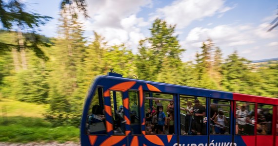 Rozpoczęły się jesienne przeglądy techniczne kolejek należących do Polskich Kolei Linowych. Już od poniedziałku nieczynna jest kolejka na Gubałówkę, a za tydzień stanie kolej linowa na Kasprowy Wierch. 