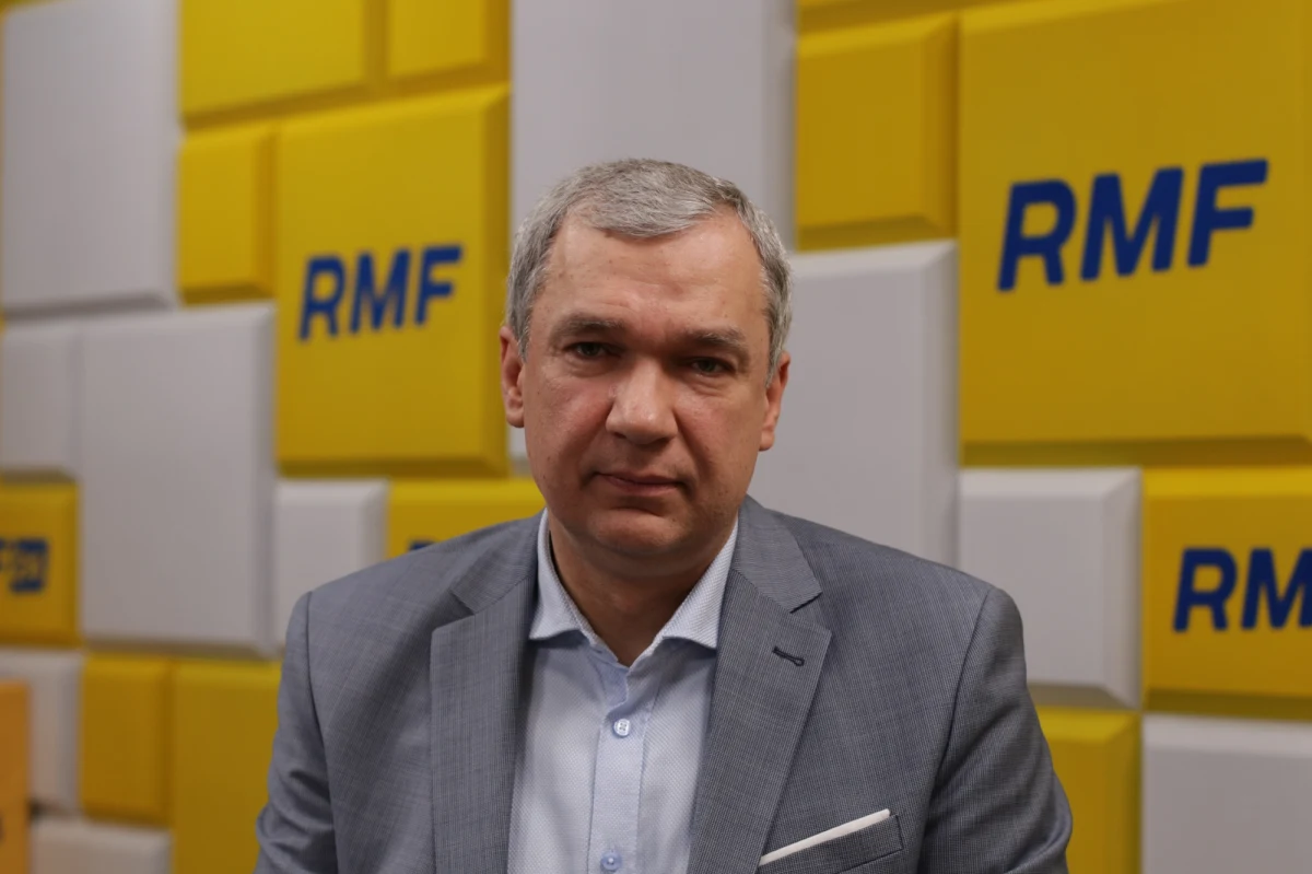 "Ciekawe, że ministerstwo obrony Białorusi powiedziało dziś, że będzie podejmowało kroki prewencyjne strategicznego wstrzymania. Wstrzymania kogo?" - pytał retorycznie Paweł Łatuszka, białoruski opozycjonista, były ambasador Białorusi w Warszawie i były minister kultury, który był gościem Popołudniowej rozmowy w RMF FM. Jak wyjaśnił, "to oznacza, że (wojska białoruskie) będą dalej atakować (Ukrainę) poprzez rakiety, poprzez samoloty, drony irańskie, które dziś atakują Kijów z terytorium Białorusi".