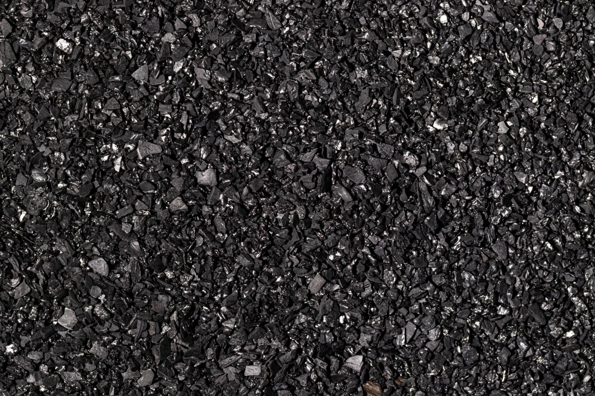 Mogą być problemy z odbiorem części miału węglowego sprzedawanego przez Polską Grupę Górniczą. Chodzi o sytuację, kiedy kupujący musi odbierać miał na przykład w określonym punkcie na terenie innego województwa, a nie w pobliżu miejsca, gdzie mieszka. Takie sygnały mieliśmy od naszych słuchaczy, takie informacje dotarły też do Polskiej Grupy Górniczej.