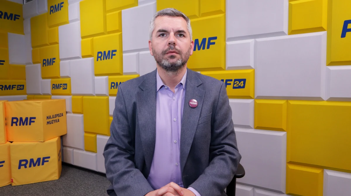 "Po wyborach Donald Tusk będzie musiał się dogadywać. Im szybciej to zrozumie, tym lepiej. Nie jest tak, że Partia Razem w ciemno poprze rząd Donalda Tuska" - mówił w Porannej rozmowie w RMF FM poseł Lewicy Maciej Konieczny. Jak podkreślił gość Roberta Mazurka, przed wyborami "nie będzie żadnego rządu opozycyjnego".