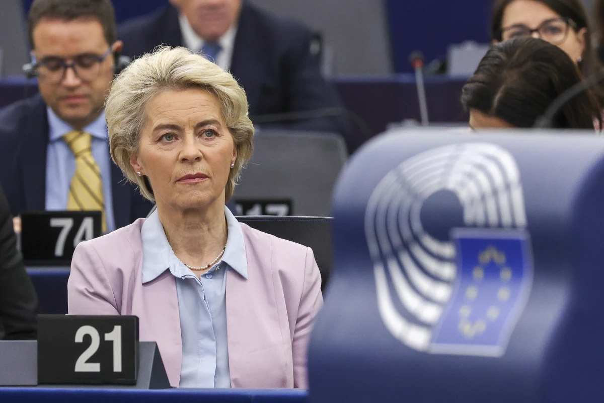 Europejczycy powinni wspólnie kupować gaz. Aby to osiągnąć, będziemy kupować gaz na poziomie Unii Europejskiej. Zaangażowane firmy mogą tworzyć "konsorcja zakupowe gazu" - powiedziała w PE w Strasburgu szefowa KE Ursula von der Leyen.