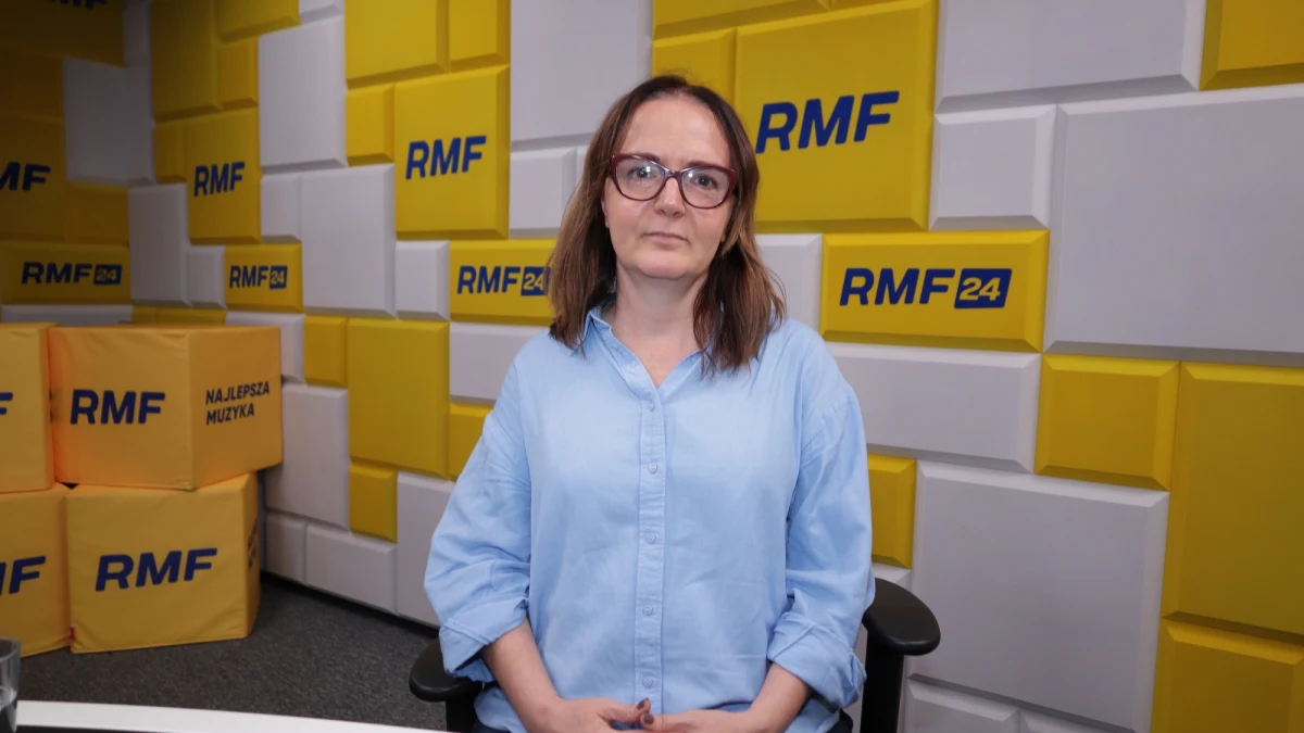 "Zasoby są wszędzie, są takie osoby, które nigdy nie zgłaszały się do wolontariatu. To jest ten moment, kiedy właśnie jest tak źle, że trzeba się zgłosić" - mówiła w Rozmowie w południe w RMF FM Joanna Sadzik, prezeska Stowarzyszenia Wiosna i szefowa Szlachetnej Paczki. Jak zaznaczyła, "przydałyby się ponad cztery tysiące osób".