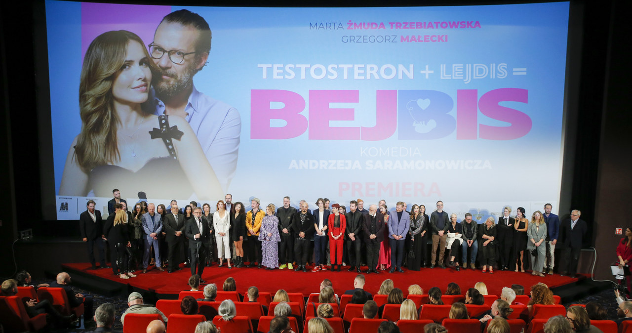 W środę, 19 października, w Cinema City Sadyba w Warszawie miała miejsce uroczysta premiera "Bejbis" w reż. Andrzeja Saramonowicza, autora przebojowych produkcji "Testosteron" i "Lejdis". Kto pojawił się na czerwonym dywanie?