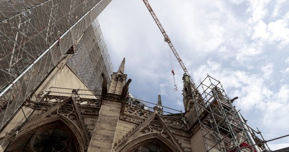 Ważna wiadomość dla polskich artystów! Paryskie arcybiskupstwo ogłosiło konkurs na projekty nowego wyposażenia wnętrza odbudowywanej po pożarze katedry Notre-Dame. Zgłoszenia przyjmowane są do 17 listopada.