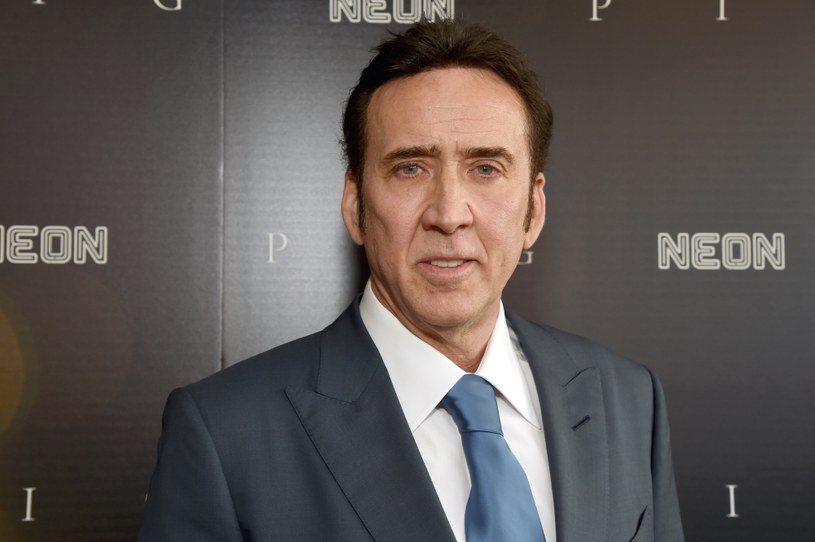 Nicolas Cage niedługo znów pojawi się na wielkim ekranie. W listopadzie w Dublinie rozpoczną się zdjęcia do produkcji zatytułowanej "Sand and Stones", której reżyserem jest Ben Brewer. Oprócz zagrania głównej roli, Cage będzie też jednym z producentów filmu.