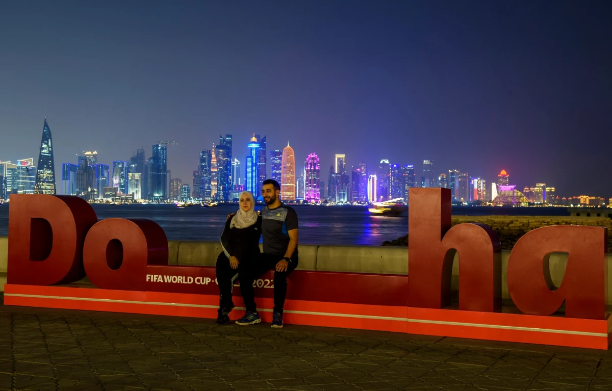 "Katar ma dużo więcej do ugrania przy okazji tych mistrzostw i to się dzieje już właśnie od 2010 r. I to sięga dalece bardziej niż do 20 listopada czy do 18 grudnia, a więc momentu zakończenia tej imprezy. I tu nie chodzi tylko o takie kwestie czysto PR-owe, ale o twardą politykę" - mówił w radiu RMF24 Michał Banasiak z Instytutu Nowej Europy, współautor raportu "Katar, geopolityka i mistrzostwa świata". Z ekspertem rozmawiał Michał Zieliński.